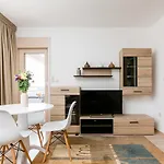 Dimax Apartments Impera