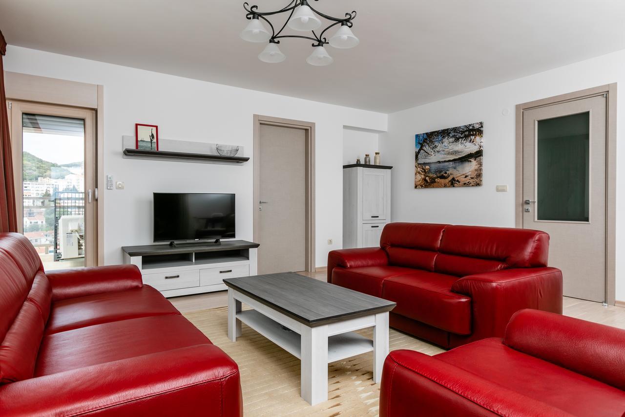 Dimax Impera Budva